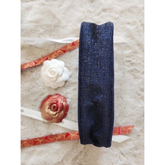 New CHANEL 2023 Pouch Camellia Flower Glittered Ribbon Box Bag Denim - Picture 6 of 16